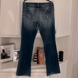 Joe’s Jeans 31W Women’s Icon fit